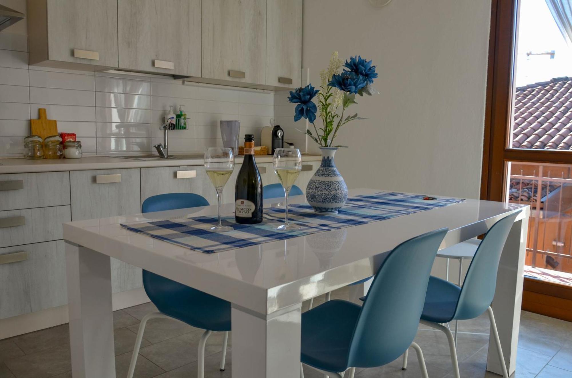 Blue Lagoon Home Sulzano Εξωτερικό φωτογραφία